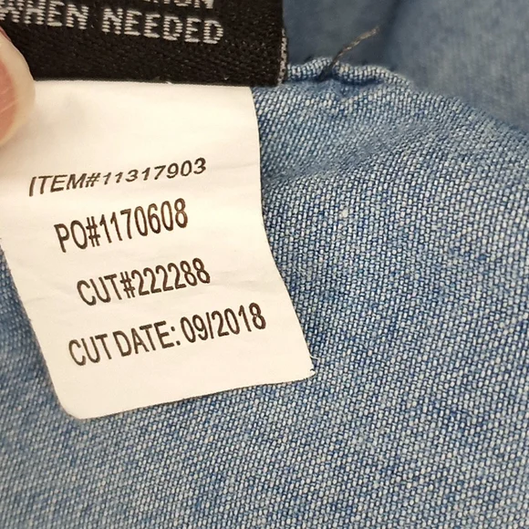 Torrid medium wash denim button-up shirt - Picture 11 of 14